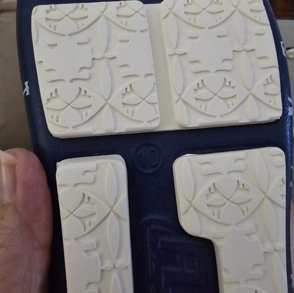 Floafers - Picture 6 of 8